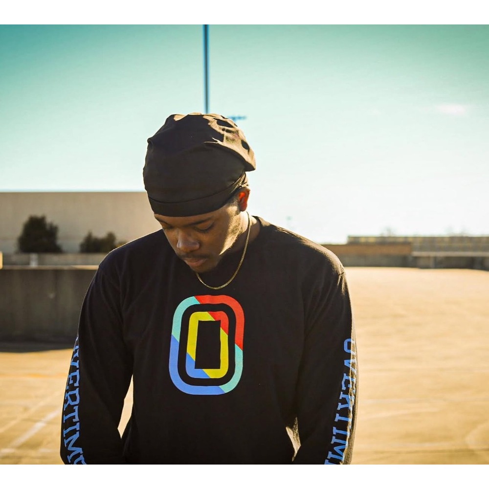 Overtime Sports Long Sleeve Shirt Men's Small Black Multicolor O Logo Streetwear